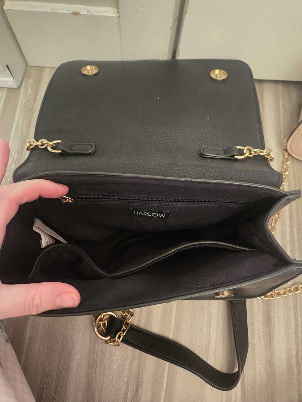 Harlow Dual-Zip Chain Crossbody - Black & Blush - Picture 4 of 6